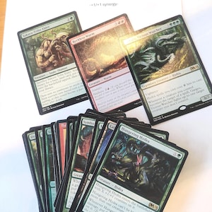 Hydra, Snake & Wurm Starter MTG Deck, Magic the Gathering, 60 cards, Red-Green Creatures, +1/+1 Synergy, Bundle Bulk Box, Rares and Foils