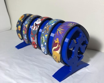Soporte de exhibición para múltiples MagicBands *Opción 1 Personajes* Impresión 3D de doble cara (admite hasta 5 MagicBands)