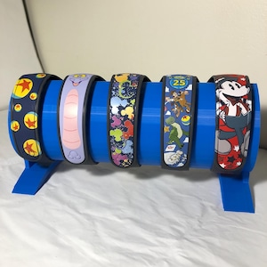 Multi MagicBand Display Holder  *Option 2 Characters*  Double Sided 3D Printed (Holds up to 5 MagicBands)