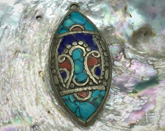 Amulet Coral Turquoise Lapis Lazuli Tibet Nepal Tribal Jewelry