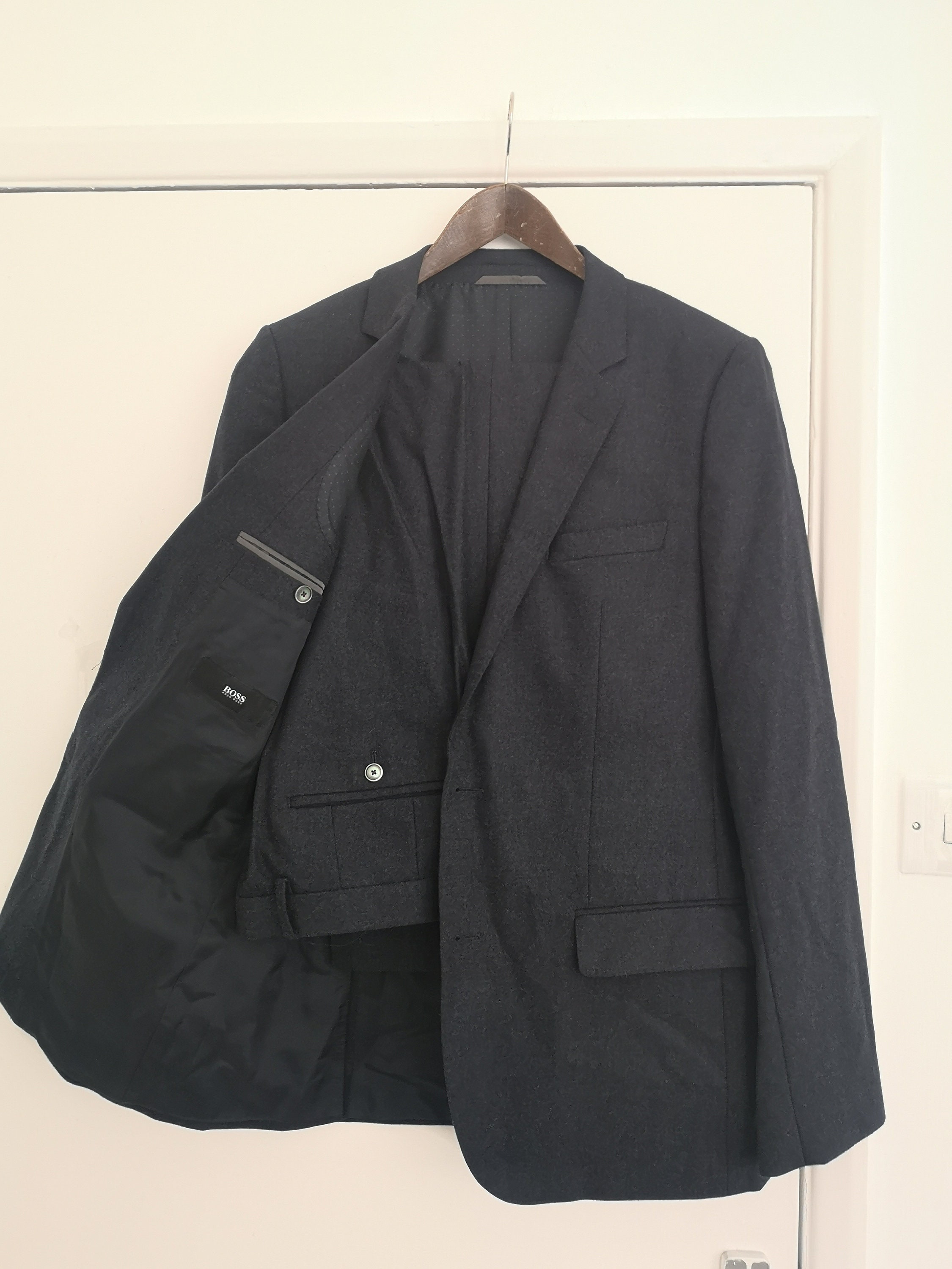 Hugo Boss colombo Men s Single Breasted Pure New Wool Blue grey
