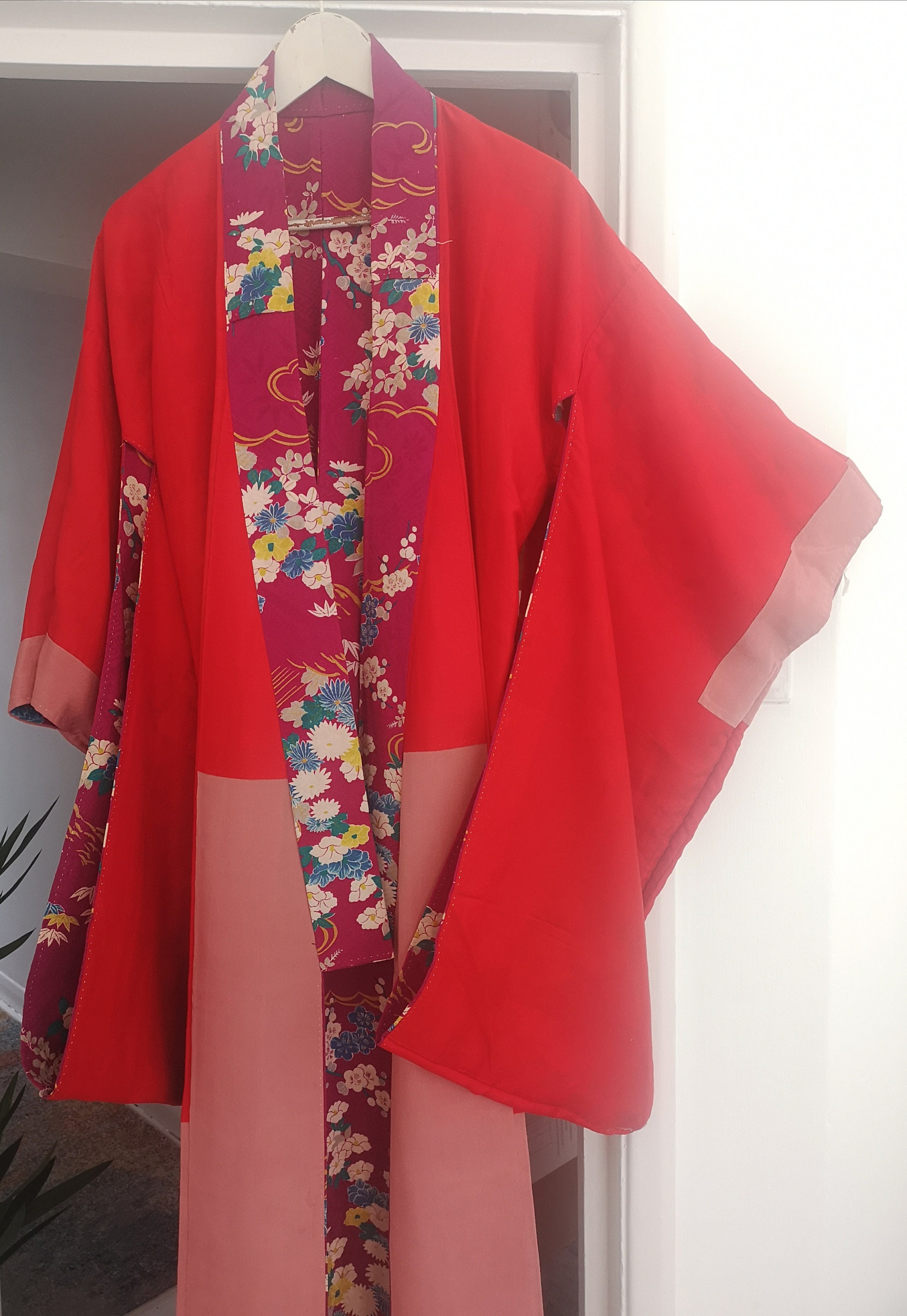 Vintage Japanese Red/pink Silk Kimono Chrysanthemum With - Etsy UK