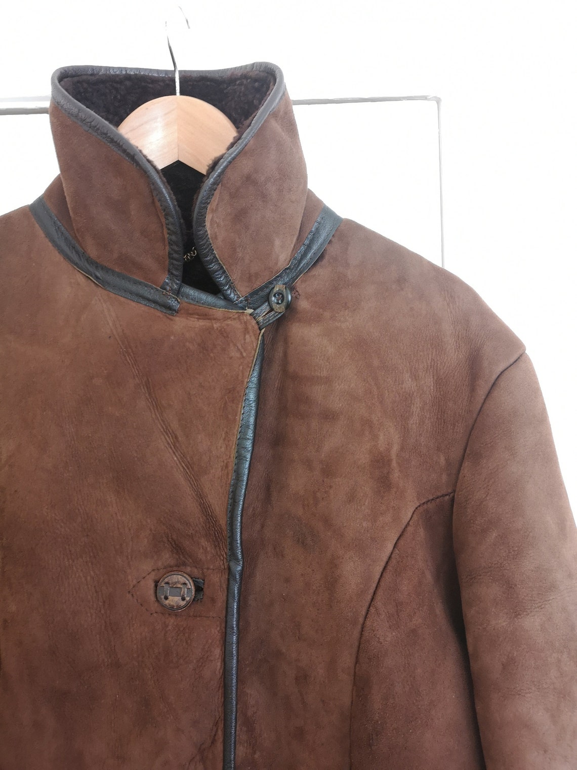 Vintage brown sheepskin by Glenhusky of Scotland in size 42. Etsy