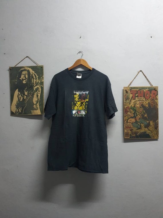 Nike Centre Big Logo Shirt Medium Size