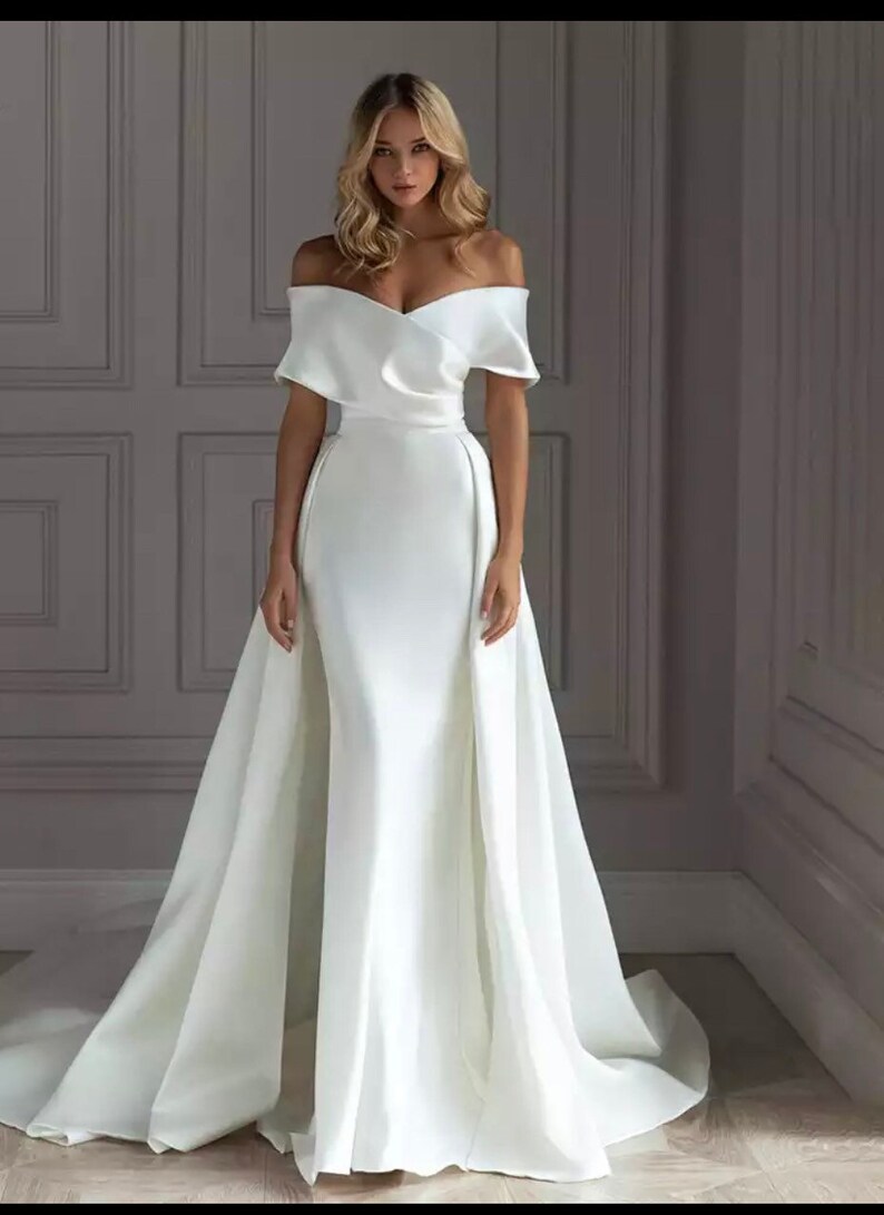 Wedding Dress /2 In 1 Detachable Train /Sweetheart Satin Etsy