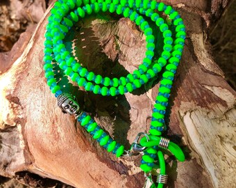 Masken- / Brillenkette "Buddha - neon green"