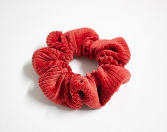 Cord scrunchie red | organic