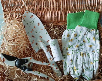 Bee and Flower Gift Set