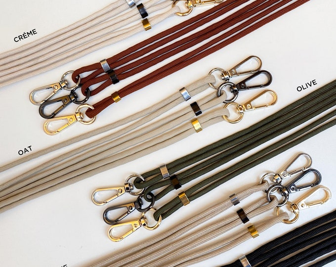 Adjustable Universal Phone Lanyard: Hands-Free Travel Strap