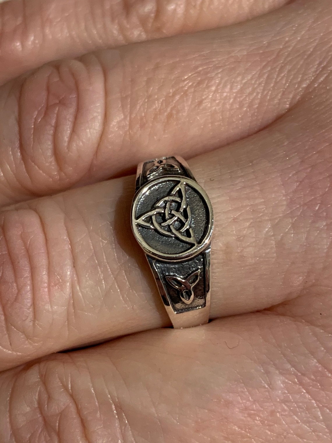 925 Sterling Silver Celtic Trinity Knot Band Ring Etsy
