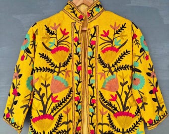 ウズベキスタンのスザニ刺繍着物ジャケット: ボヘミアン チャパン ローブ
