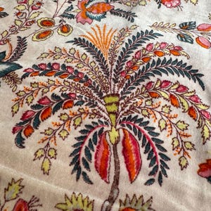 Tessuto di velluto di cotone stampato con motivi floreali indiani, tessuto per tende in velluto tagliato su misura, tessuto di velluto di cotone di lusso, tessuto per tappezzeria in velluto