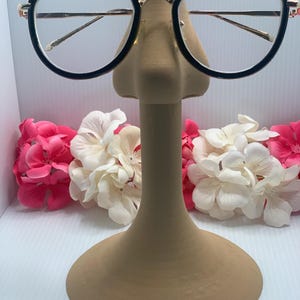 eyeglasses holder