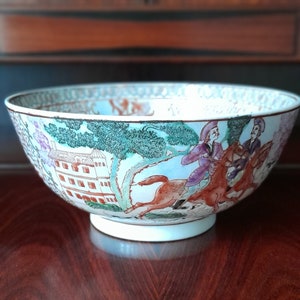 Antique Chinese Export European Hunting 19th Century Punch Bowl Mark 1850– 1861 Famille Rose Porcelain Fine Ceramics Qing Dynasty Xianfeng