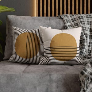 Mustard Brown Minimalist Pillow Cover Geometric Abstract Cushion Cover Scandinavian Home Decor Scandi Throw Pillow Contemporary Circle Print