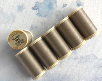 Sajou No. 302 Linen, Waxed cotton gloving thread, Fil Au Chinois Luneville tambour thread