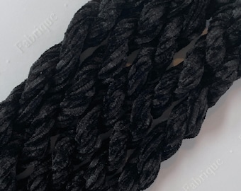 Onyx 2mm Chenille Embroidery Thread, Luneville Tambour Chenille, Fine Embroidery Thread, Fabrique Studio