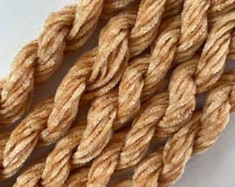 Teddy Bear 2mm Chenille Embroidery Thread, Luneville Tambour Chenille, Fine Embroidery Thread, Fabrique Studio