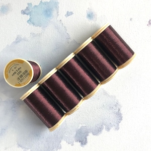 Sajou No.255 Burgundy, Metallic thread, Fil Au Chinois Luneville tambour thread