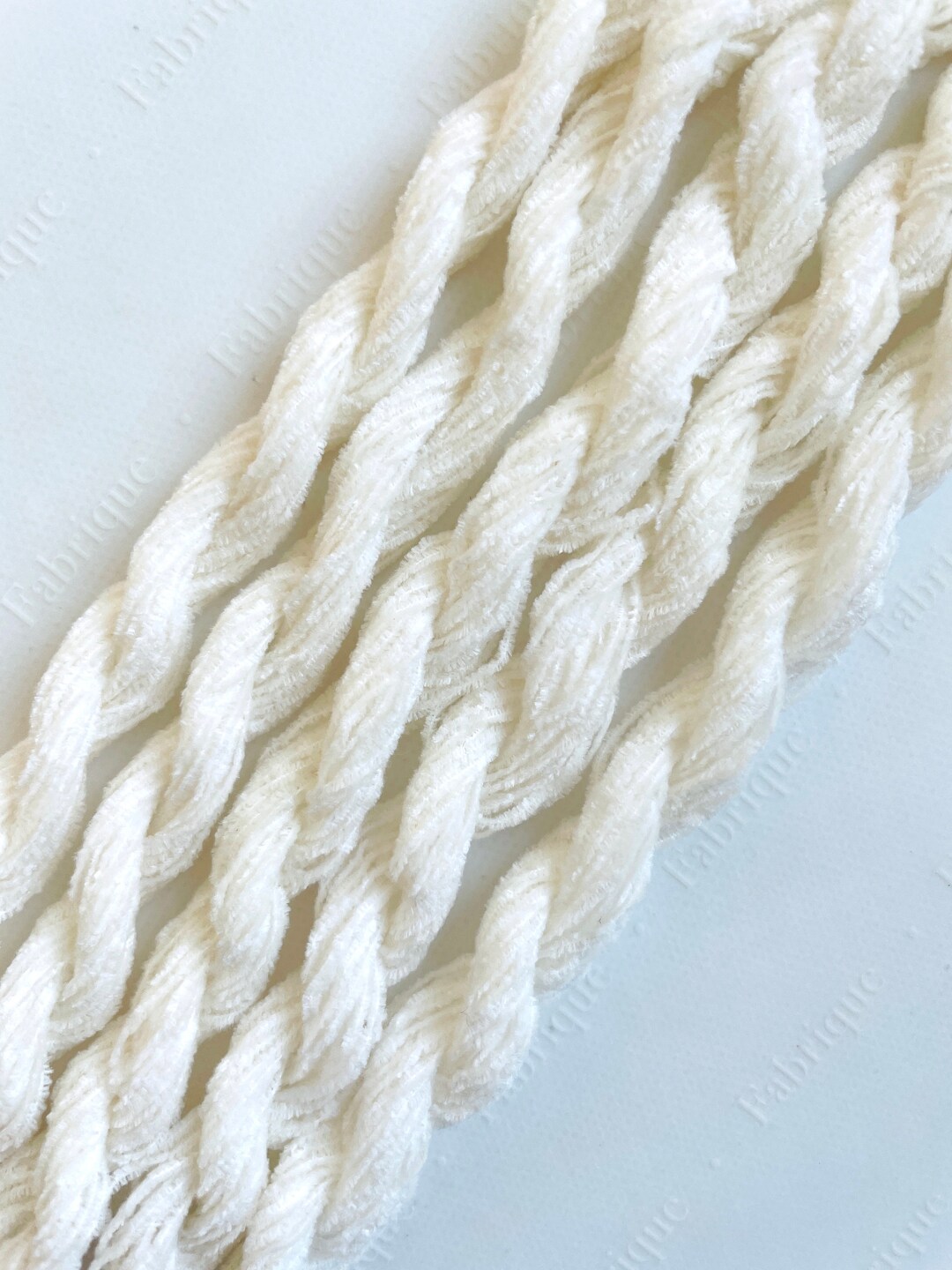White Thin Chenille Embroidery Thread, Luneville Tambour Chenille, Fine