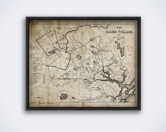 Könnte beinhalten: Eine Vintage-Karte von Salem Village, Massachusetts, aus dem Jahr 1892. Die Karte ist in Schwarzweiß auf cremefarbenem Papier gedruckt. Die Karte zeigt die Straßen, Wege und Sehenswürdigkeiten des Dorfes. Die Karte ist in einem schwarzen Rahmen gerahmt.