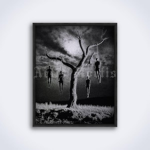 Puede incluir: Una ilustración en blanco y negro de un árbol con cuatro figuras colgando de sus ramas. Las figuras están silueteados contra un cielo nublado.