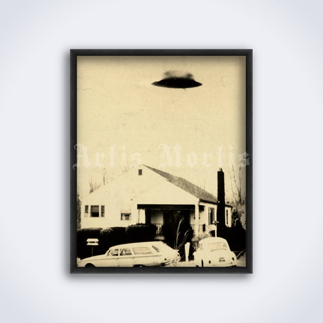 【 UFO  】 Zanesville Flying Saucer UFO Photo, Blue Book Project - Vintage