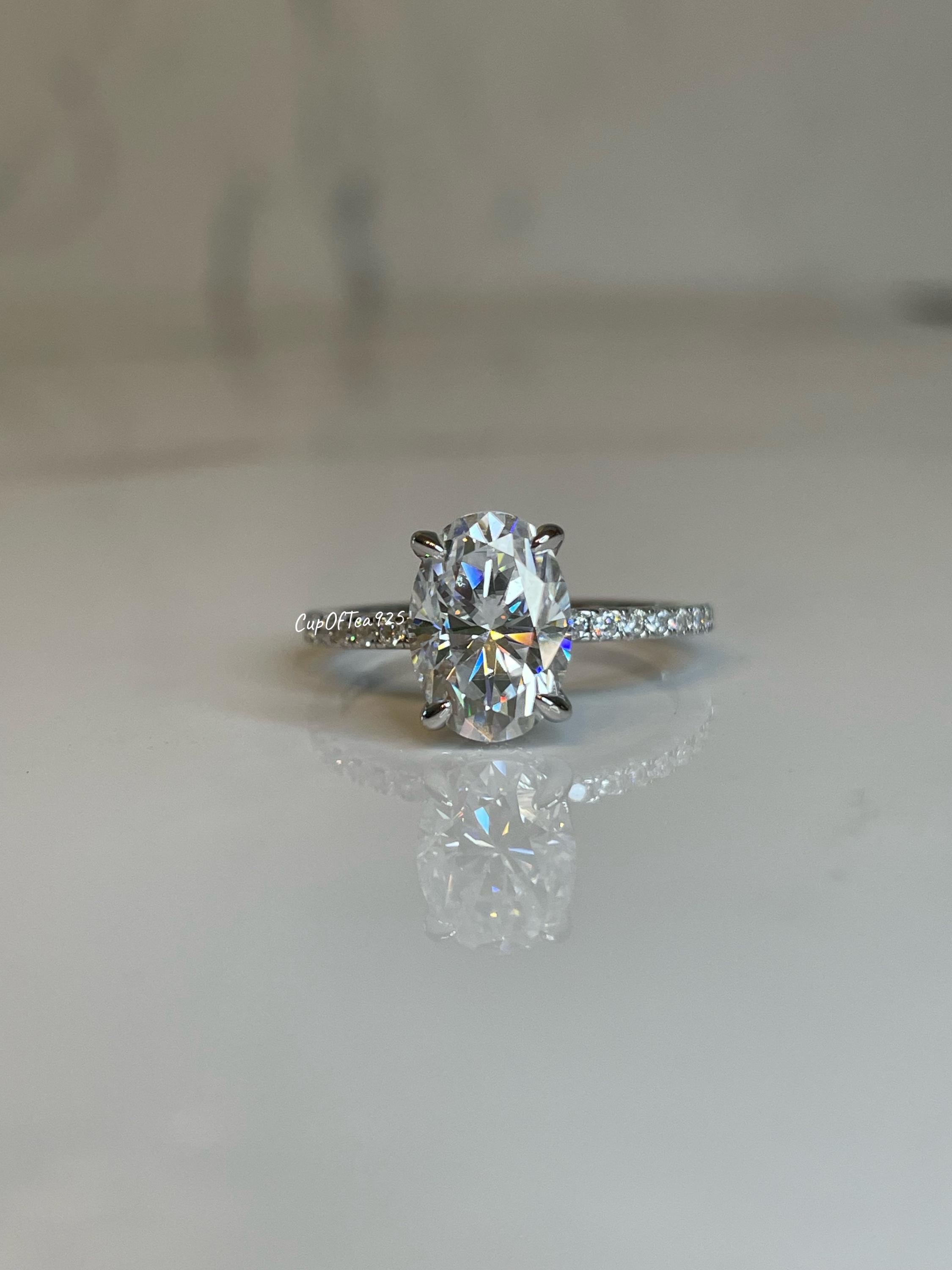 Sterling Silver 925 Engagement Ring Set With D VVS 2.5CT Oval Cut ...