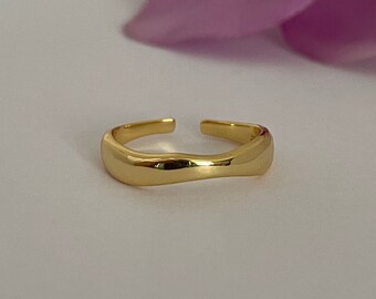 CY Supplies City Ring Adjustable 925 Sterling Silver Plated with 18K Gold CY Supplies City Ring Adjustable 925 Sterling Silver Plated with 18K Gold
