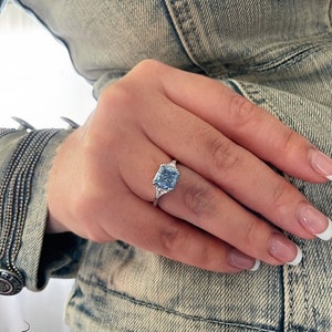 New In! The Joy. Crushed ice CZ 3CT blue topaz   in sterling silver 925. Engagement ring, promise ring