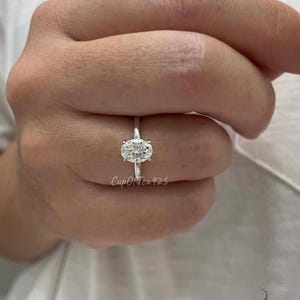 Moissanite ring 1.5CT Oval Cut moissanite or CZ Diamond In Sterling Silver 925 solitaire engagement ring, promise ring, moissanite ring