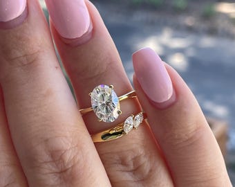 Oval cut moissanite engagement ring set. 2.5 carat oval cut moissanite or CZ  diamonds bridal ring set in sterling silver, proposal ring set