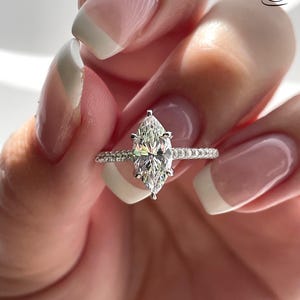Anello di fidanzamento con taglio marquise. Anello di fidanzamento con diamante CZ taglio marquise da 1,5 carati in argento sterling 925 con rodio, oro giallo 14 carati, oro rosa.