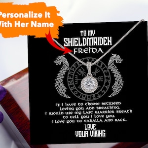 Collar personalizado shieldmaiden, regalo nórdico del día de San Valentín para mujeres, regalo nórdico vikingo a esposa, collar Valhalla y vegvisir trasero
