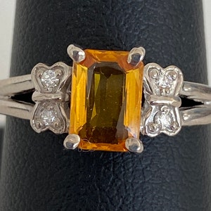 Orange Sapphire Engagement Ring 18KW