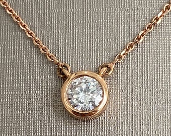 Diamant-Solitär-Halskette mit Lünettenfassung und 14-karätiger Roségoldkette