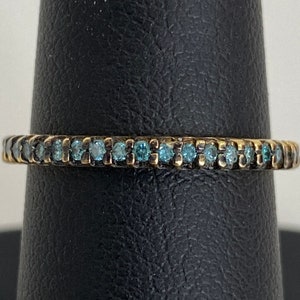 Blue Diamond Midi Ring 18KY