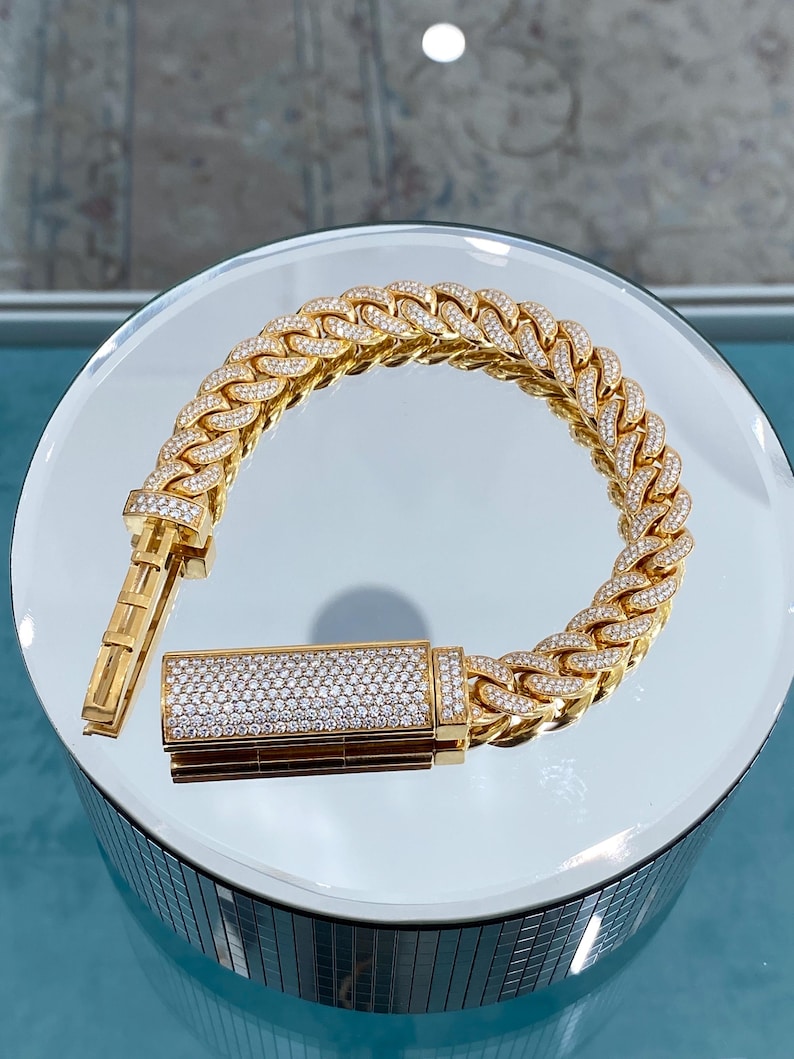 Diamond Cuban Link Bracelet: 10K Yellow Gold, 8.36 ct VVS Diamond image 1