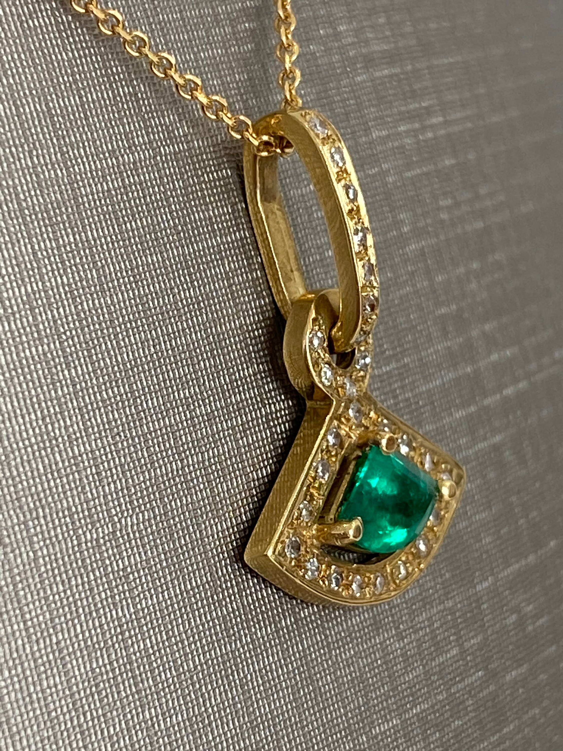 Triangle Cut Emerald and Round Brilliant Diamond Pendant - Etsy UK