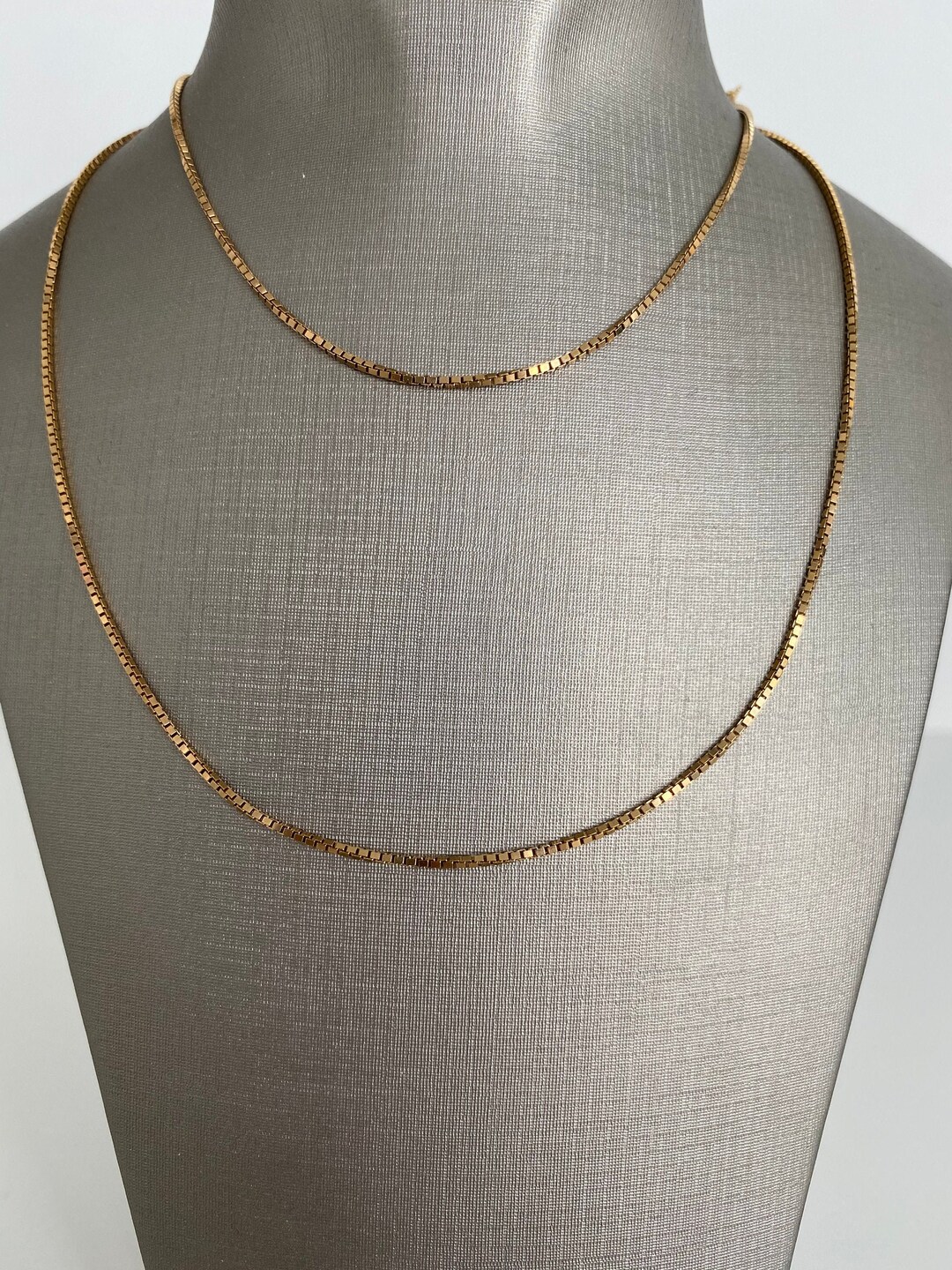 22 Inch Yellow Gold Box Chain Necklace Choker Pendant for Ladies in 14 ...