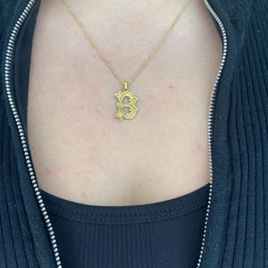 Pendentif Alphabet en or jaune 18 carats, lettre « B » initiale avec chaîne de petites perles Joli cadeau délicat
