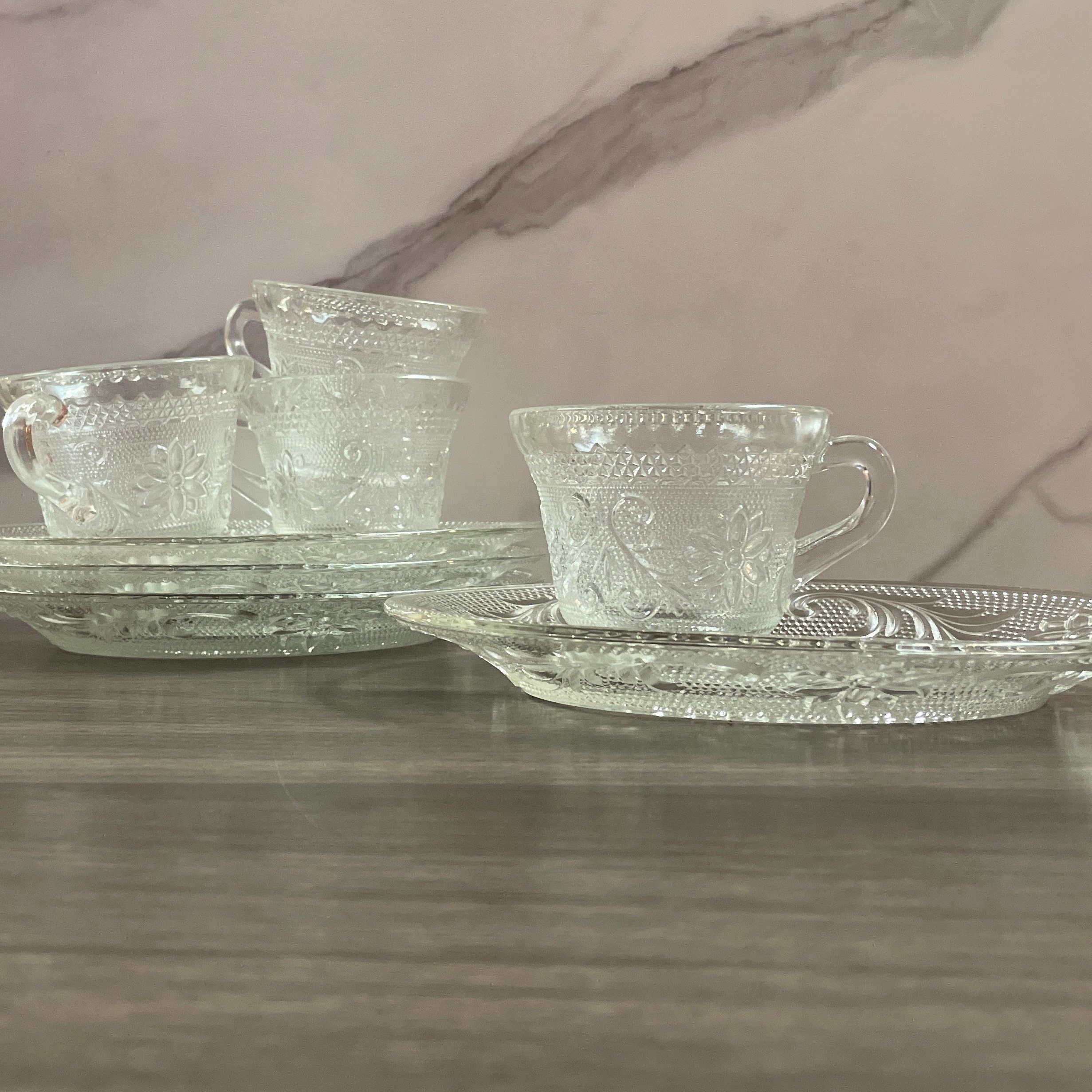 8 Piece Set Tiara Chantilly Sandwich Glass Snack Plate and Cup