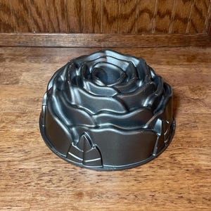 Nordic Ware Rose Bundt Cake Pan - - Heavy Aluminum Cake Pan - Party Supplies - Cake Decorating - Birthday Cake Pan