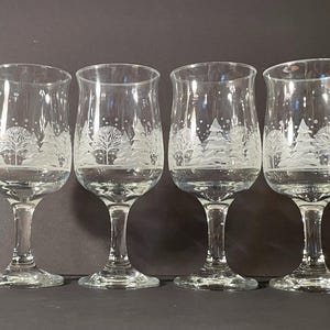 Set of 4 Frosted Libbey Christmas Water Goblets - Wine Glasses - Christmas Holiday Decor