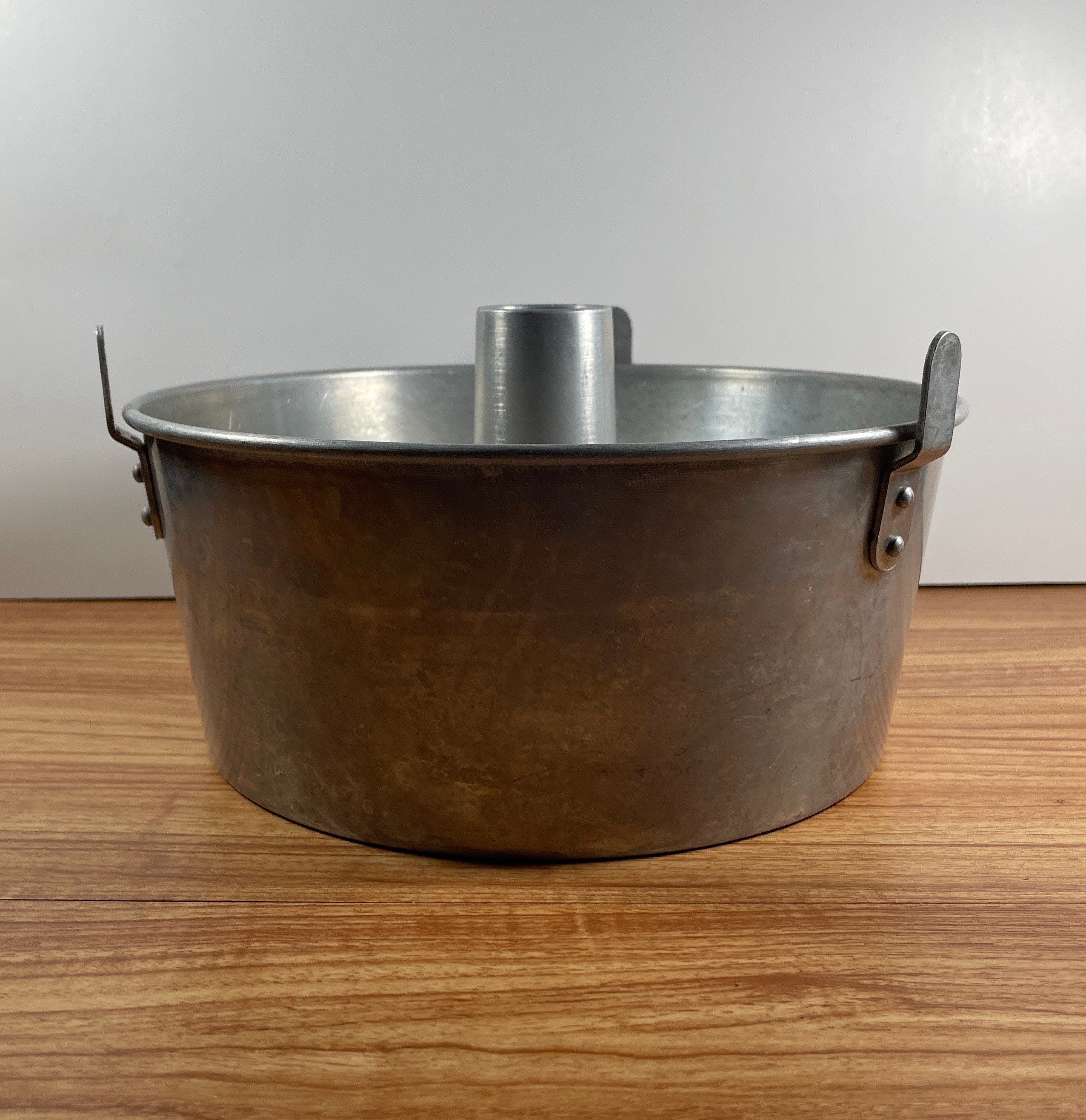 Vintage Aluminum 2-piece 10 inch Tube / Angel Food Cake Baking Pan