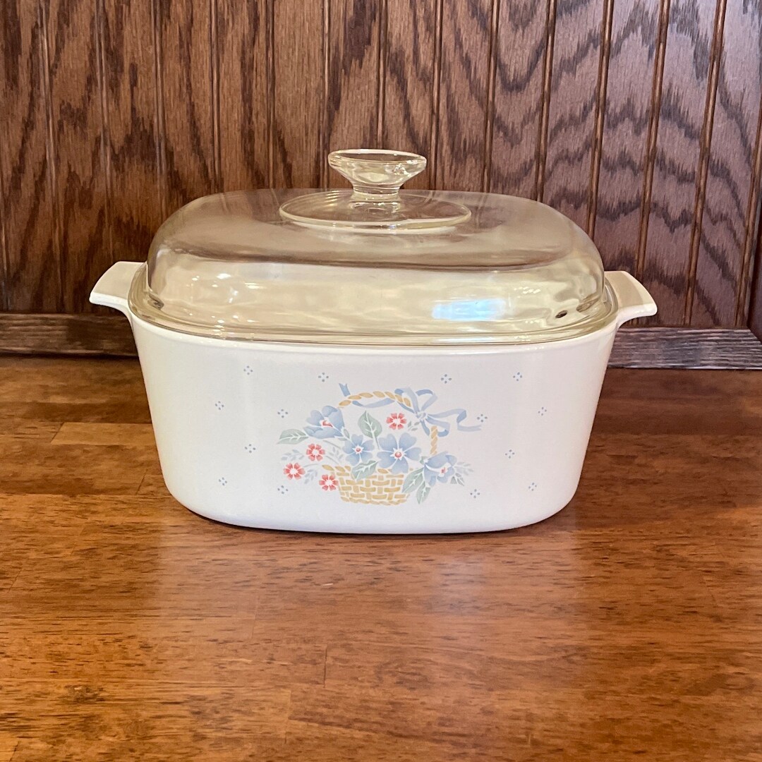 5 Quart / Liter Country Cornflower Casserole Dish With Lid by Corning ...