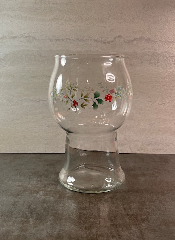 Pfaltzgraff winterberry candle holder 2025