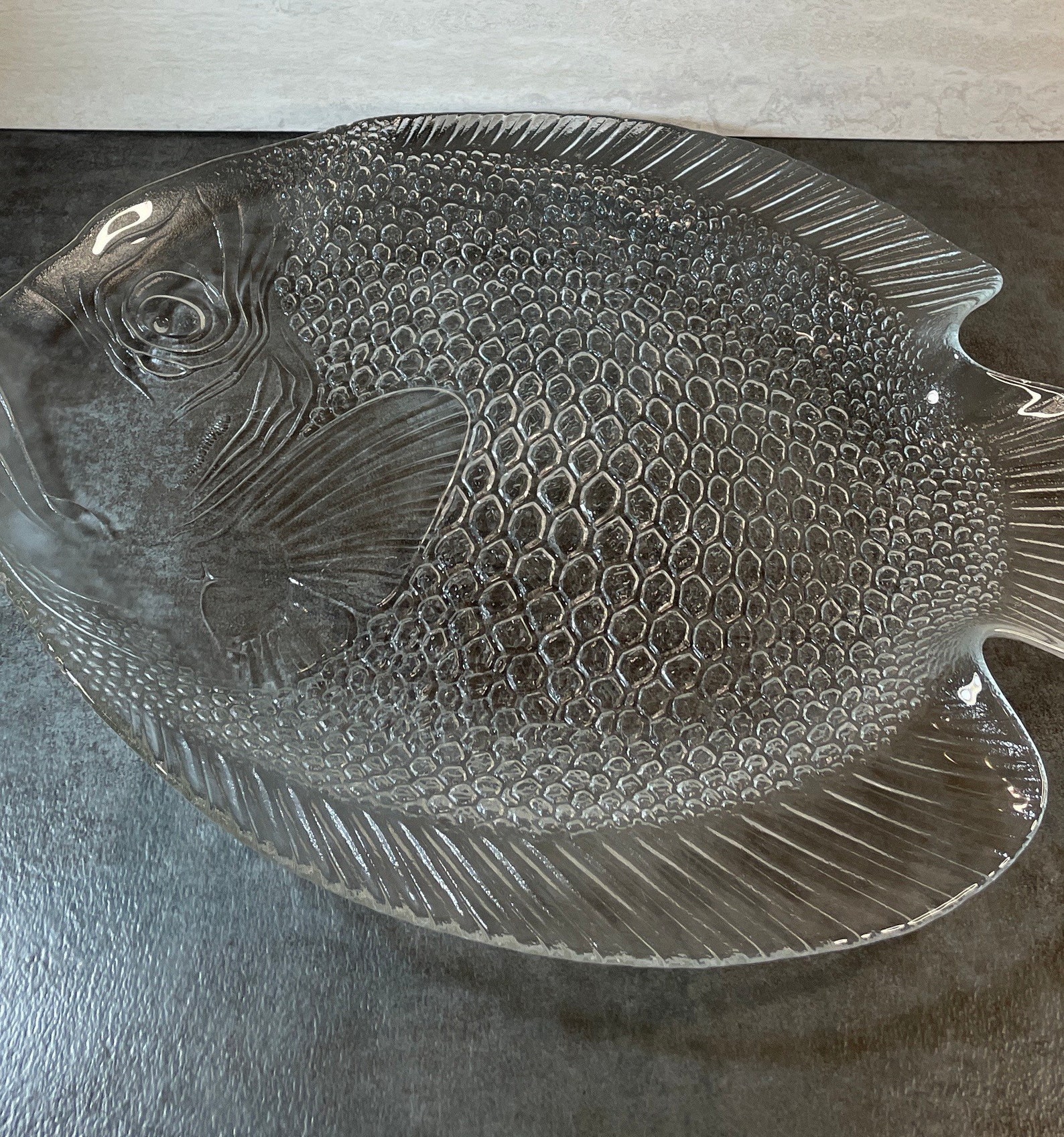 Large Arcoroc Poisson Fish Serving Plate Vintage Glass Etsy