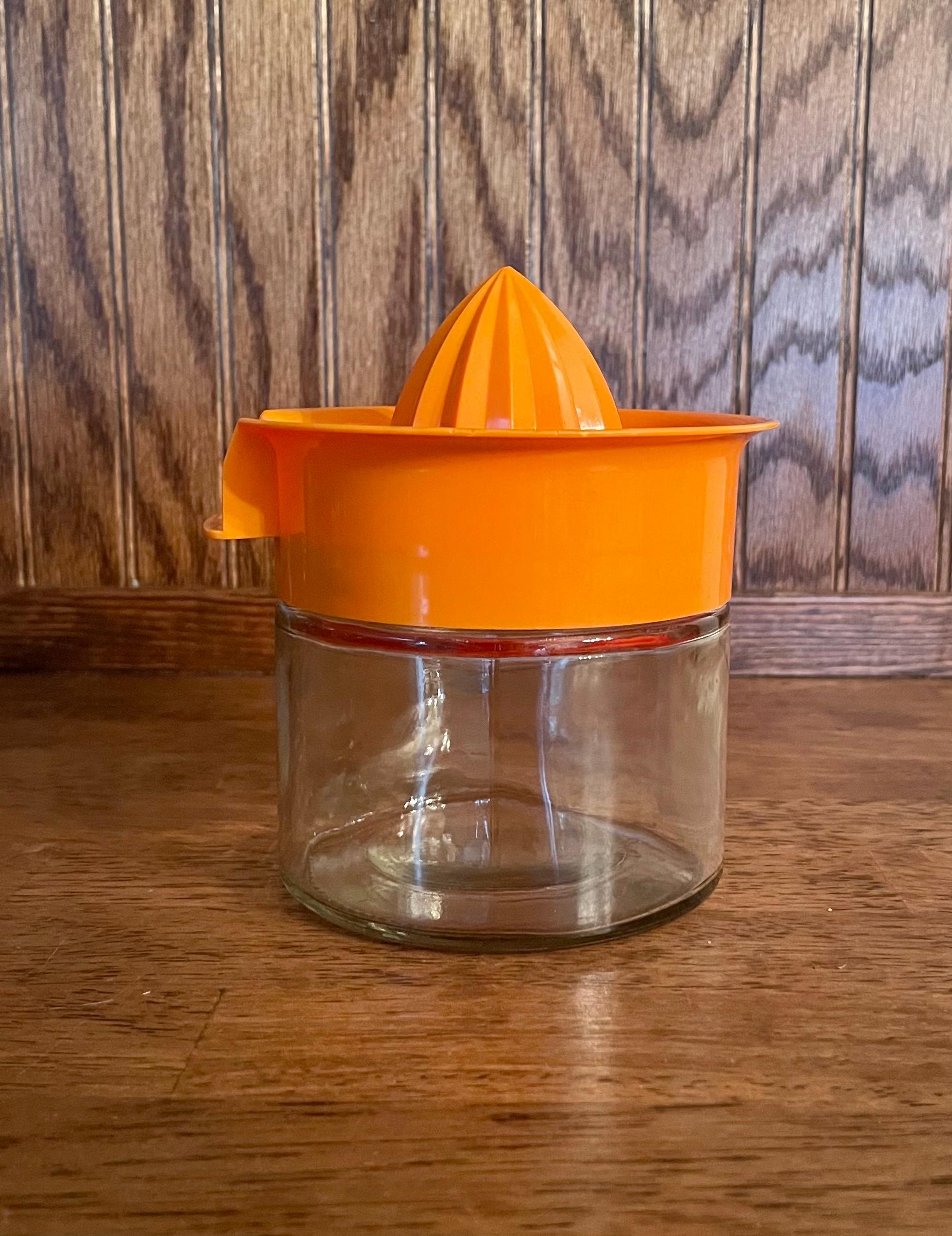 Large Retro Citrus Juicer - Vintage Reamer With Jar - Lemon Juice