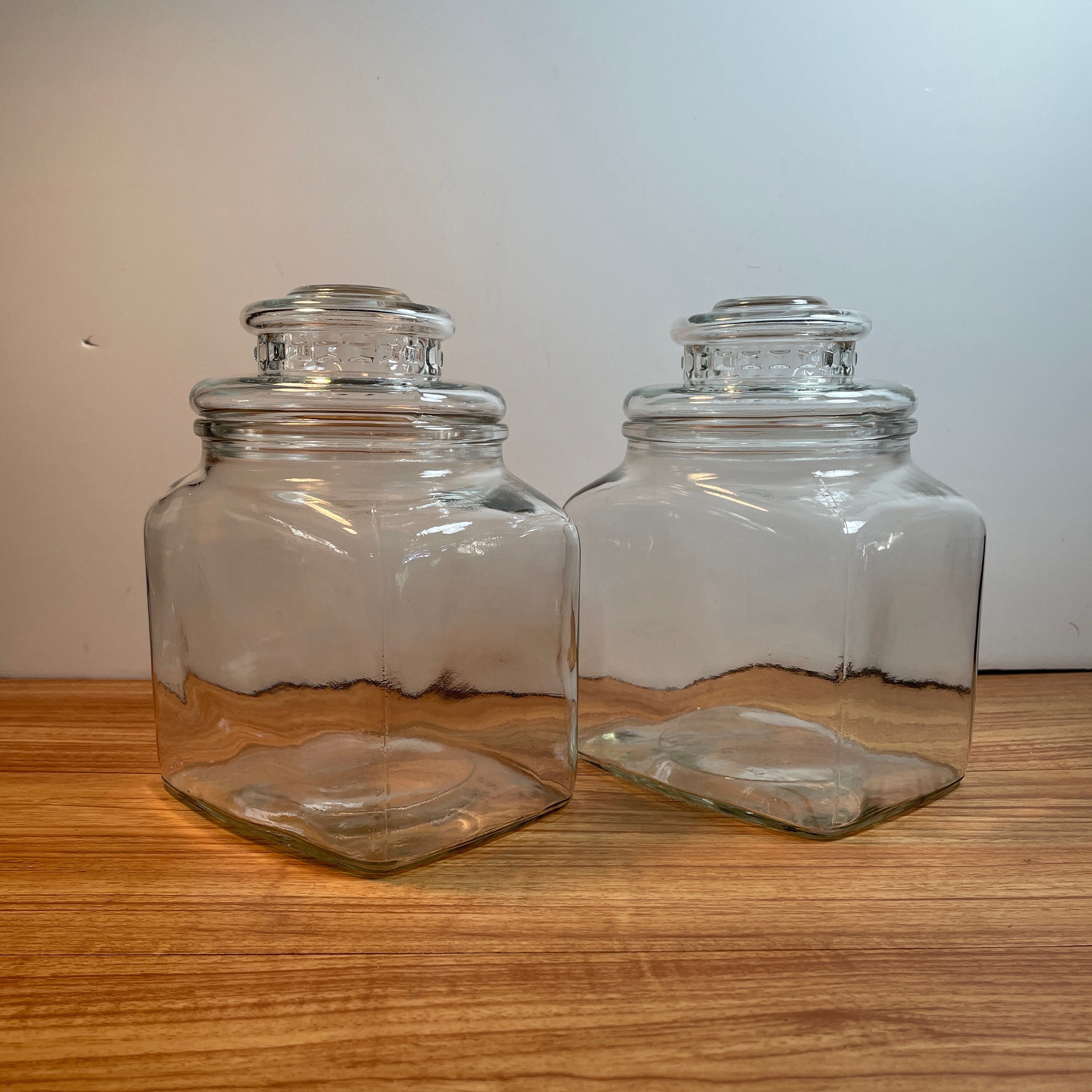 Vintage General Store Tilted Slanted Glass Candy Jar Glass Lid Wire Bale  Read